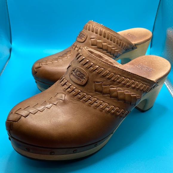 UGG Shoes - Women’s UGG Vivica Wood Clogs, Sz. 6 U.S. EUC
